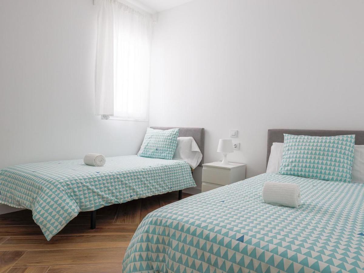 Algaba Aral Apartment Alcala del Rio Екстериор снимка