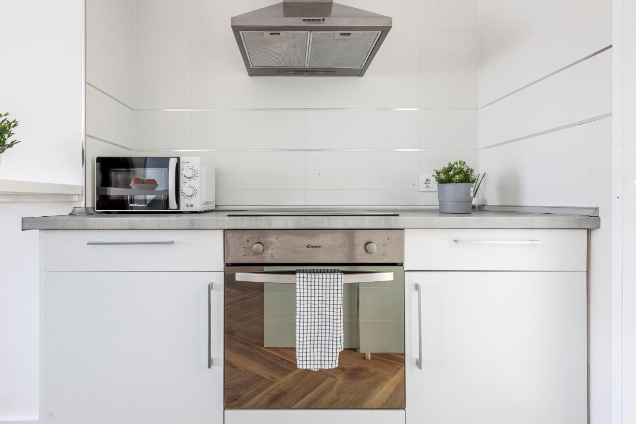 Algaba Aral Apartment Alcala del Rio Екстериор снимка