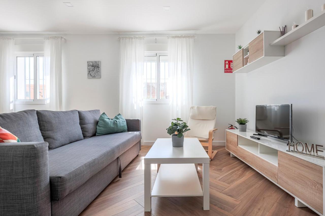 Algaba Aral Apartment Alcala del Rio Екстериор снимка