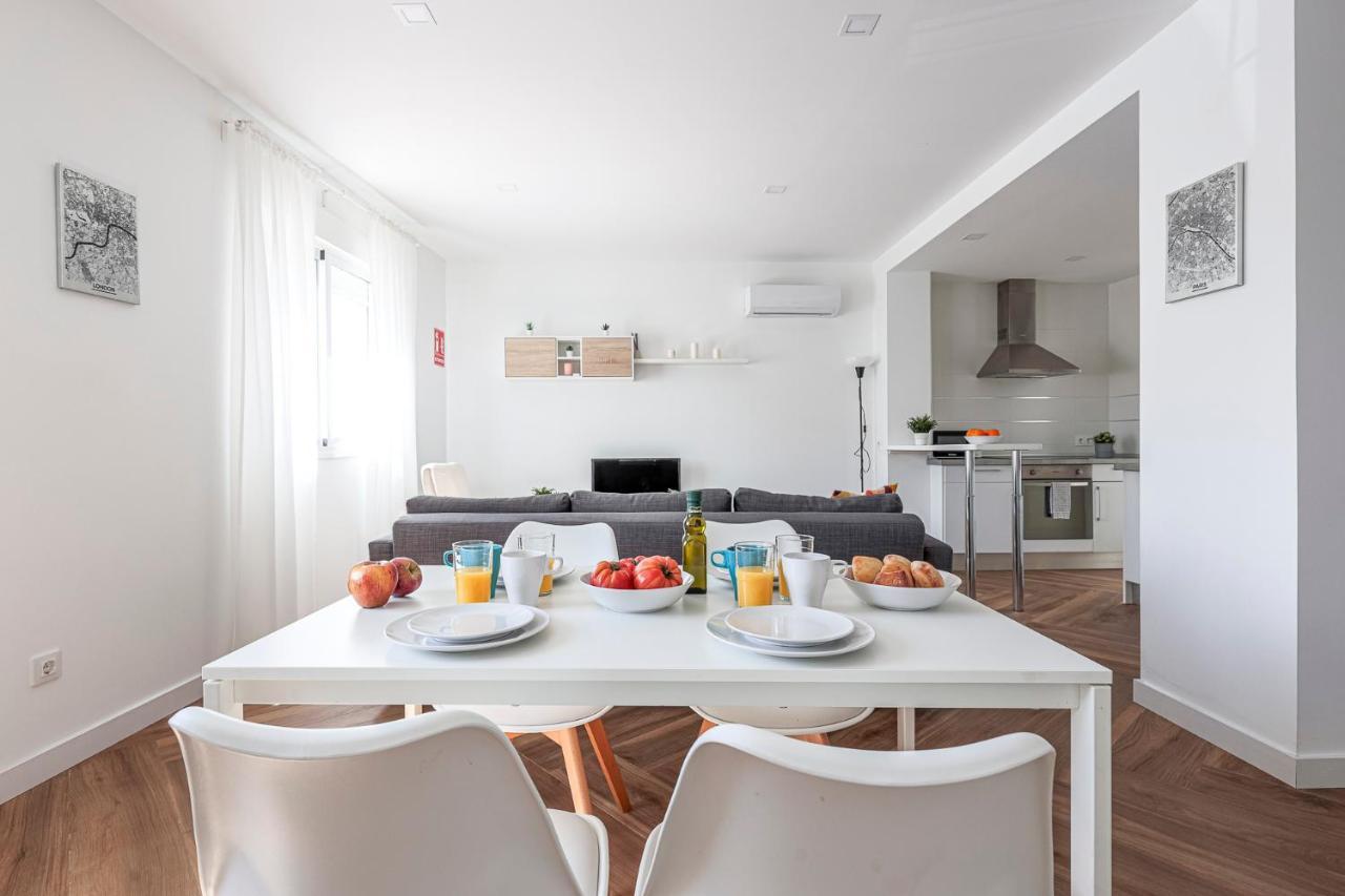 Algaba Aral Apartment Alcala del Rio Екстериор снимка