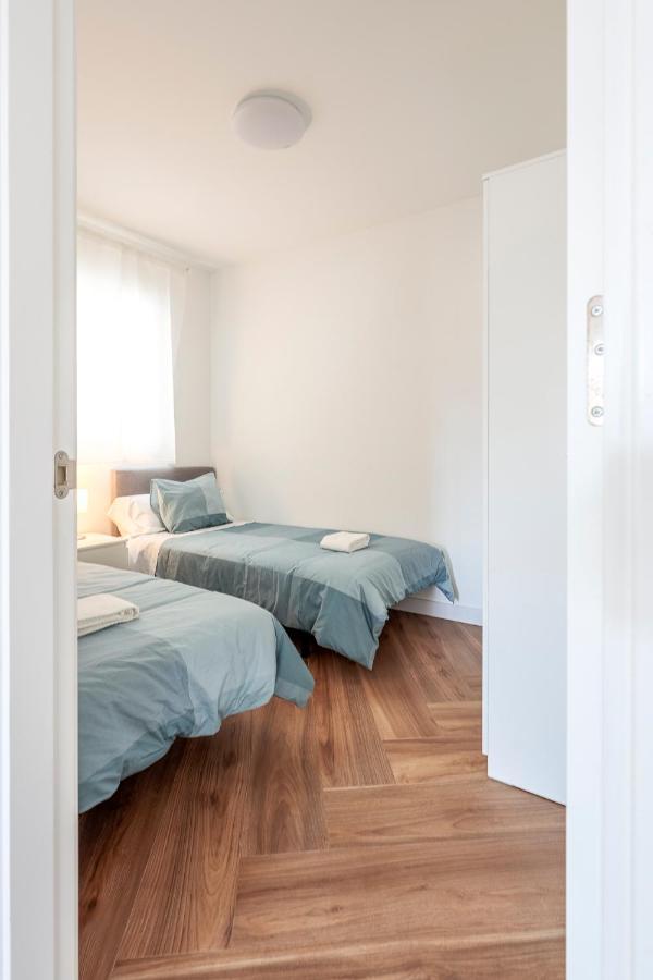 Algaba Aral Apartment Alcala del Rio Екстериор снимка