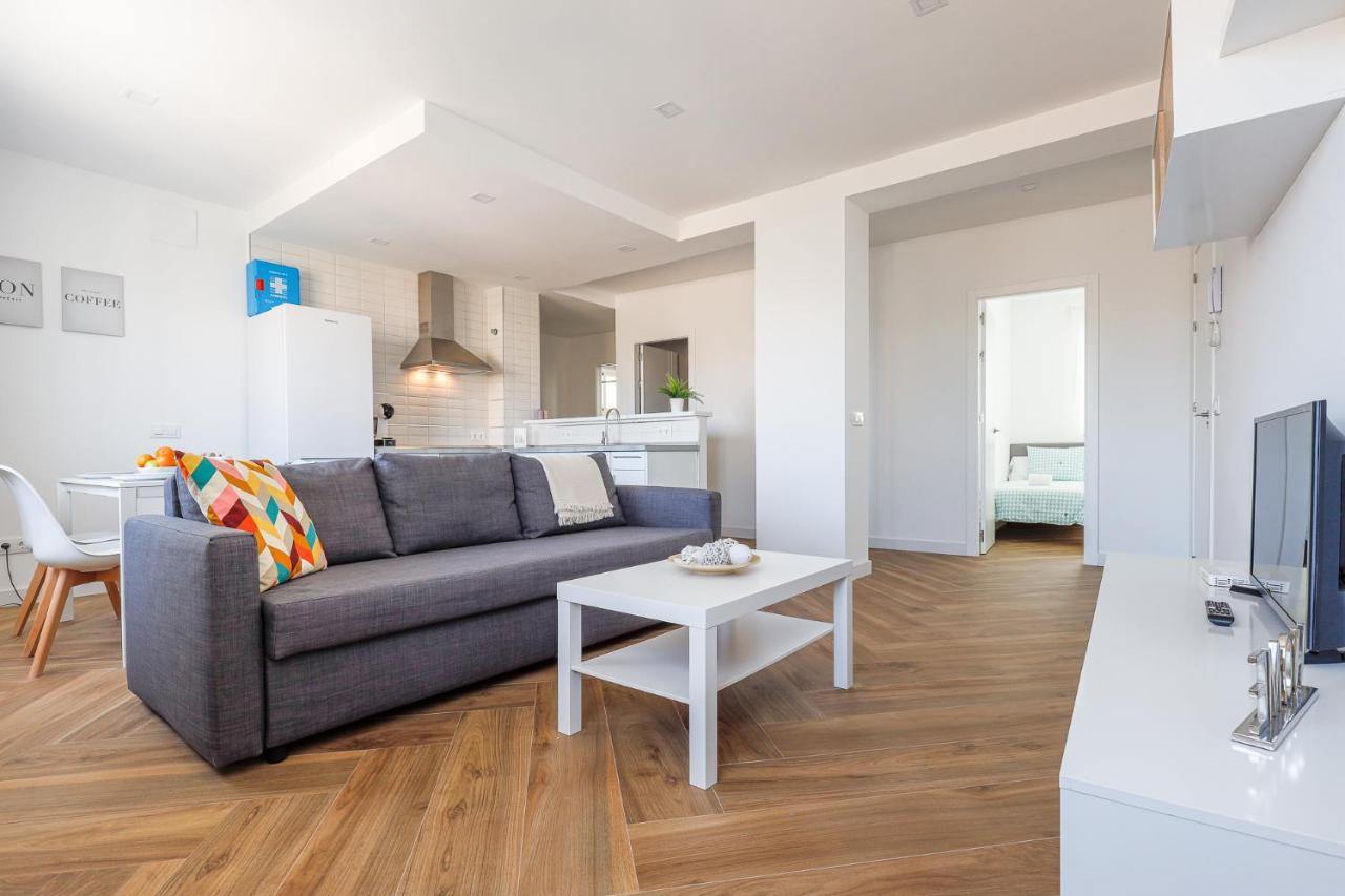 Algaba Aral Apartment Alcala del Rio Екстериор снимка