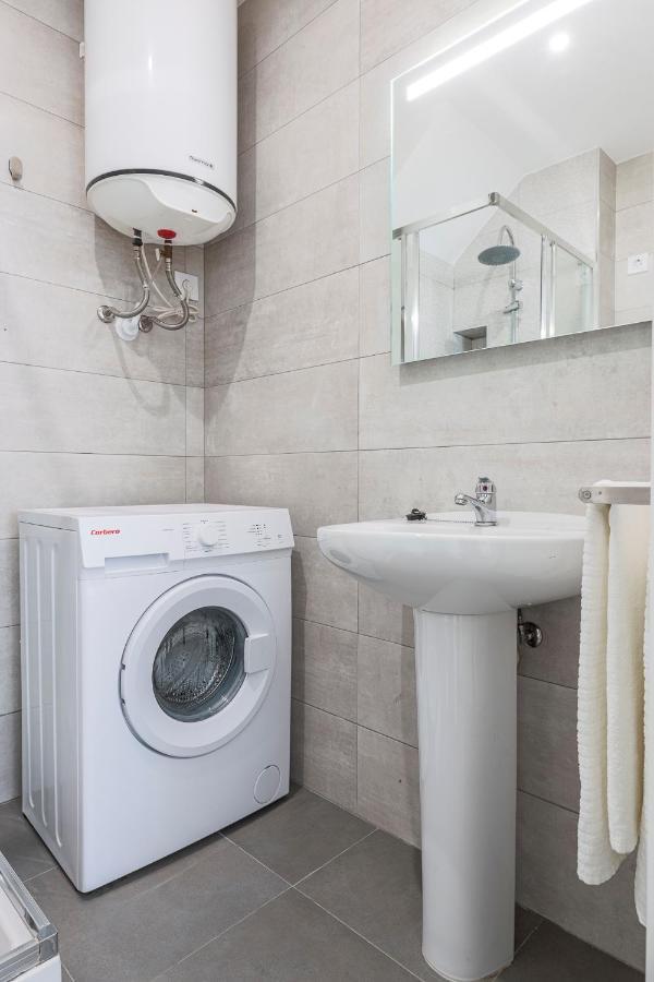 Algaba Aral Apartment Alcala del Rio Екстериор снимка