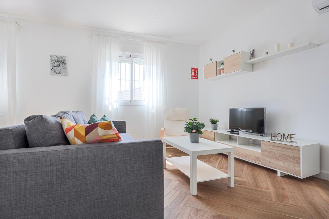 Algaba Aral Apartment Alcala del Rio Екстериор снимка