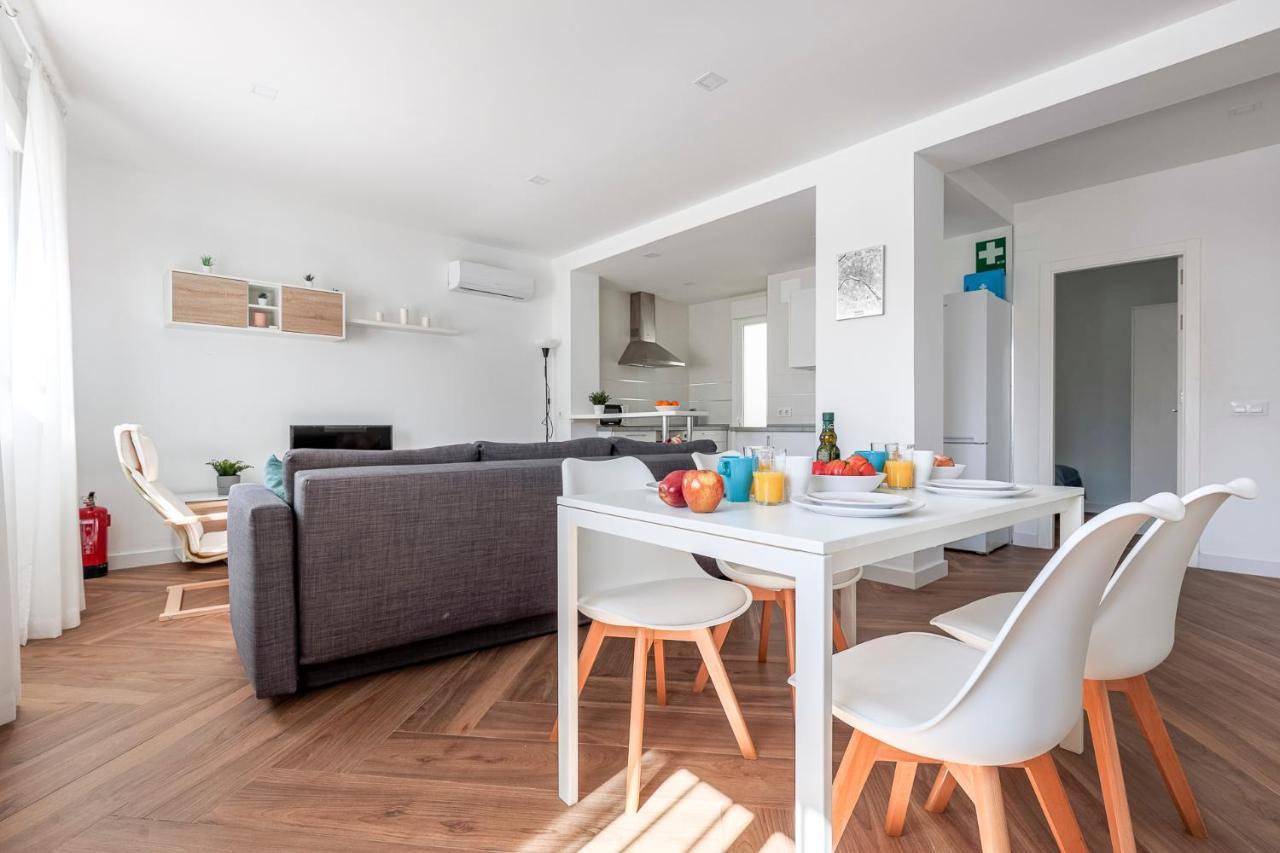 Algaba Aral Apartment Alcala del Rio Екстериор снимка